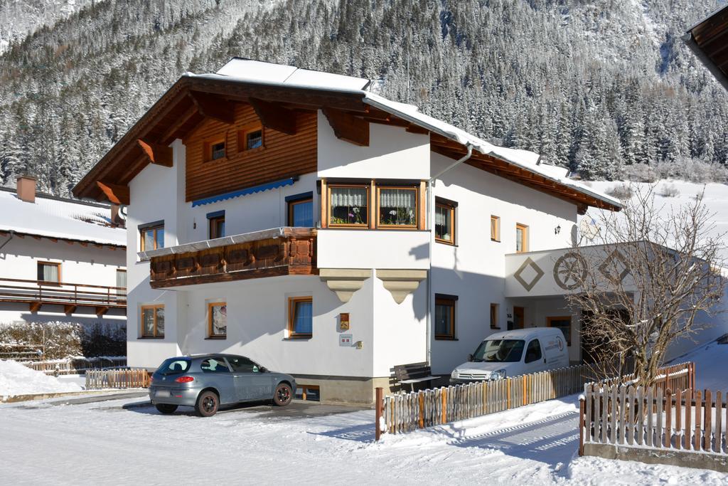 Апартаменты Haus Schimpfoessl Флирш Экстерьер фото
